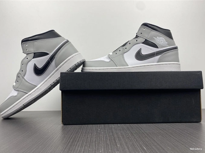 Rep TBK Light SunProtective Anthracite Smoke 554724- Mid Grey 3725 Jordan1 1016